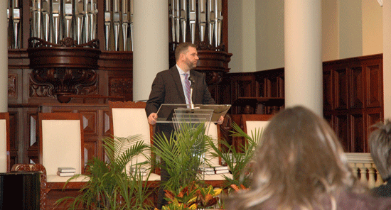 Pinson Speaks at Beeson